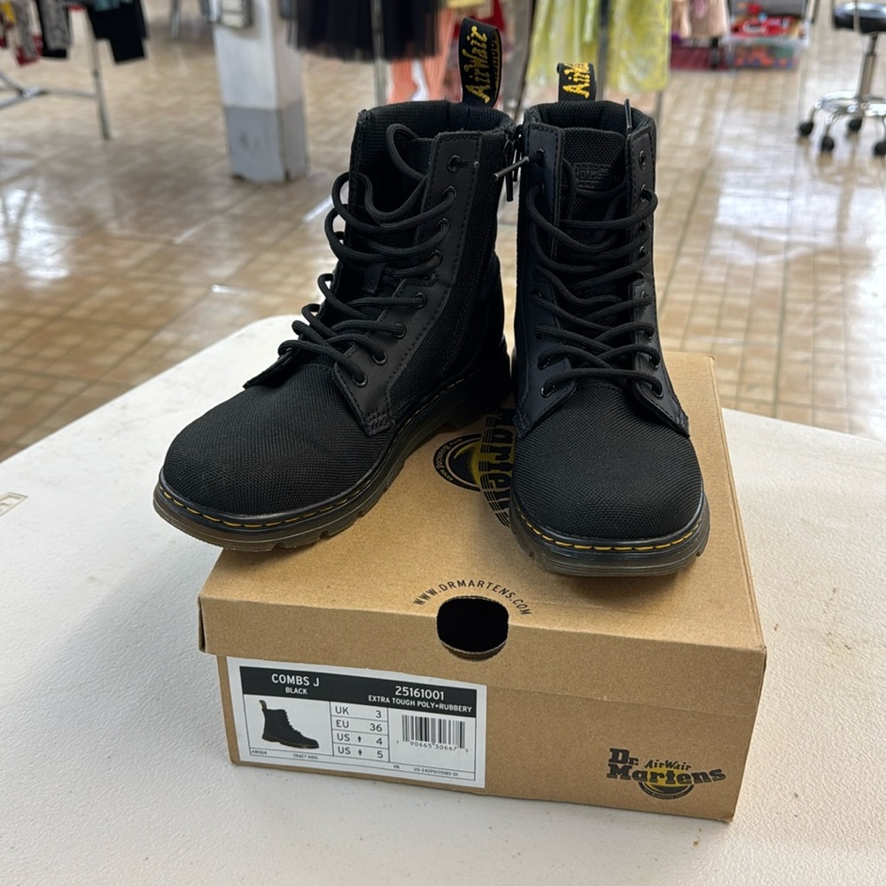 Dr.Matens,5,Black
